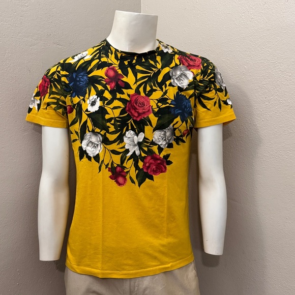 Zara Other - ZARA Men’s Floral Rose Yellow T-Shirt